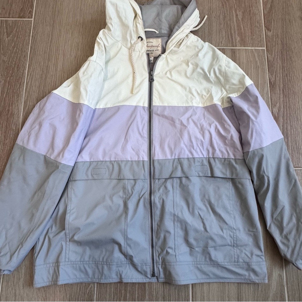 Weatherproof Vintage Cream Windbreaker
